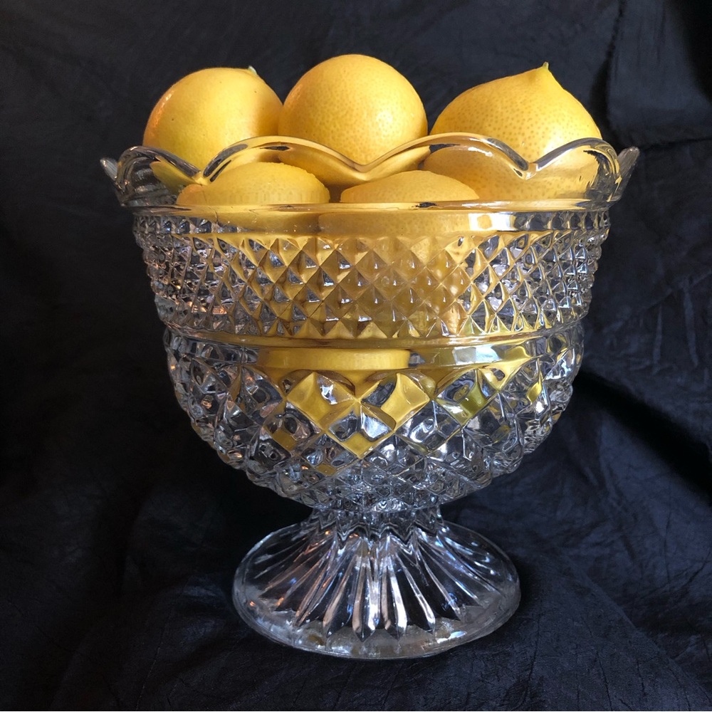 Vintage Anchor Hocking 8” Wexford Footed Centerpiece Accent Bowl
